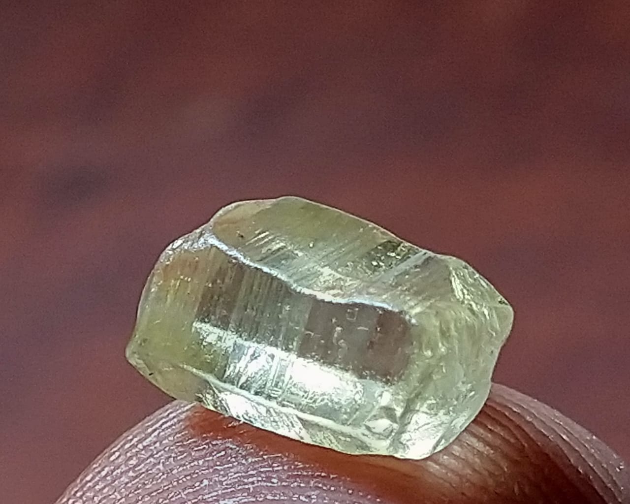 Natural Light Yellow Sapphire 2.50ct Small Facet Grade Stone.