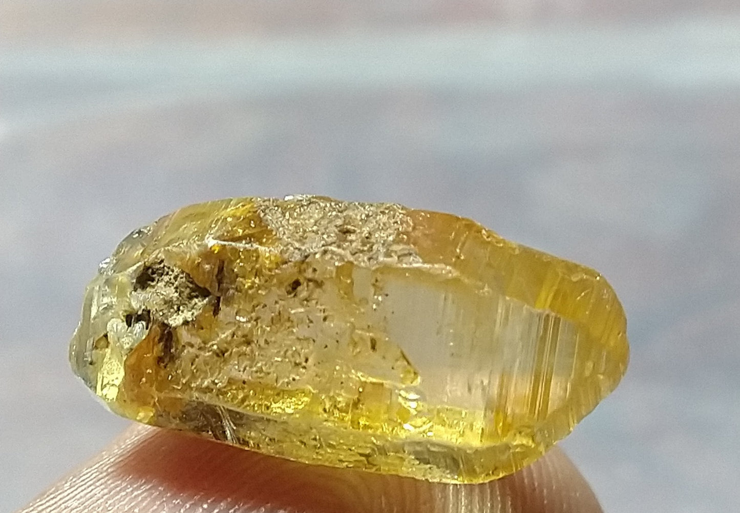 Natural Yellow Sapphire 9ct Natural Crystal Stone.