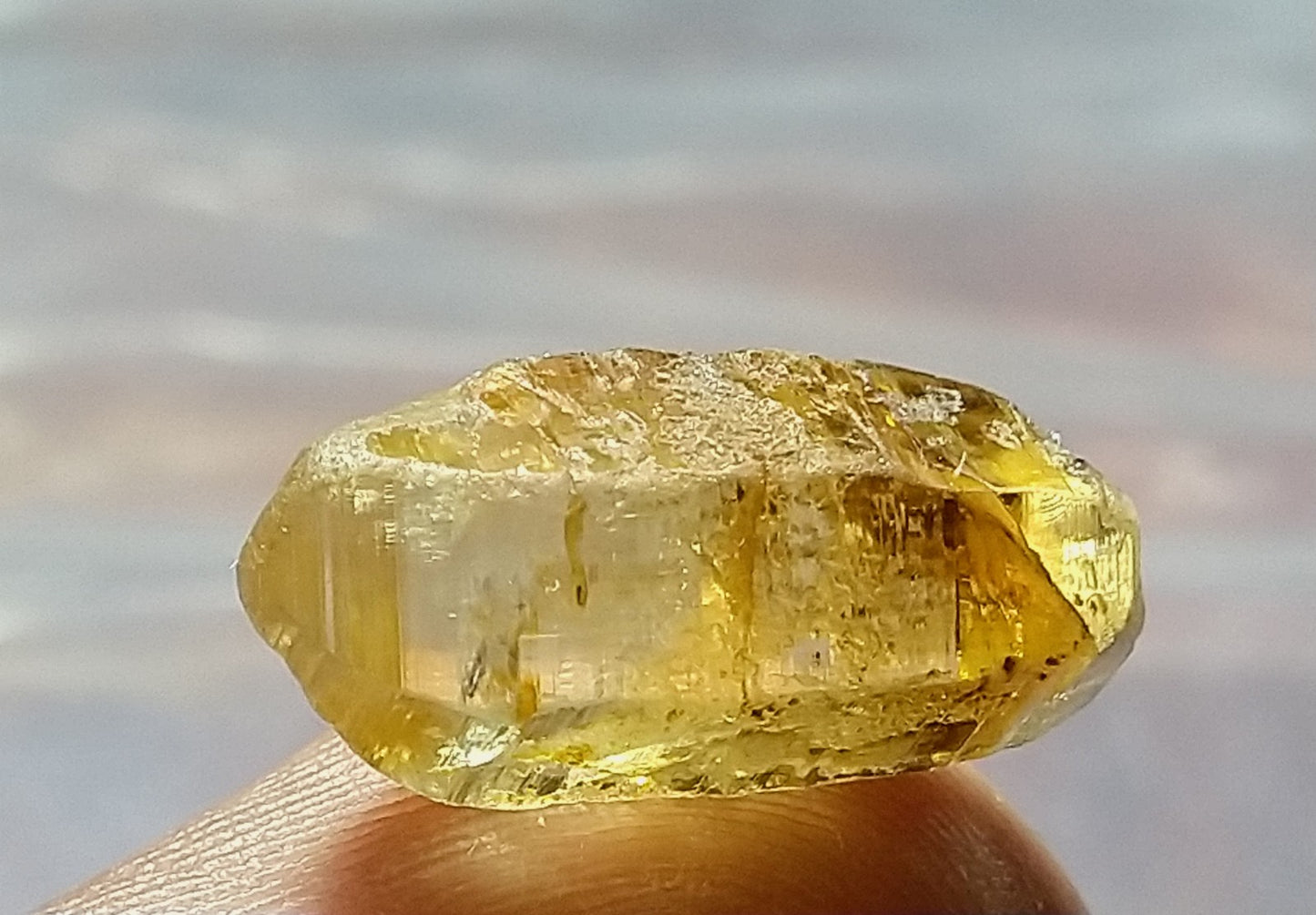 Natural Yellow Sapphire 9ct Natural Crystal Stone.