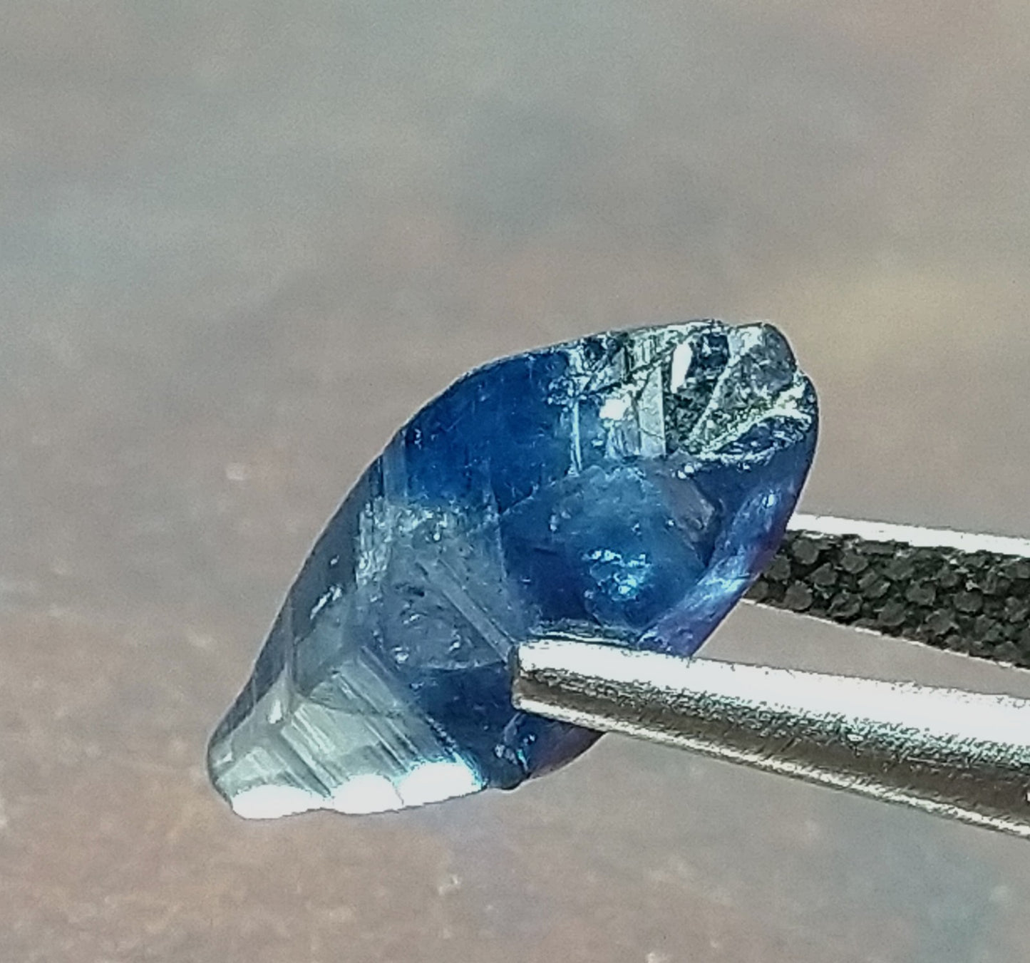 Blue Sapphire 3.35ct Heated Crystal Stone.