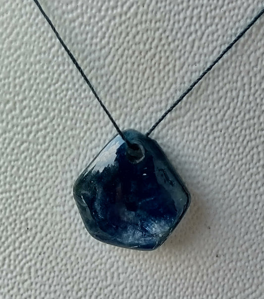 PENDANT 2.75ct BLUE SAPPHIRE.