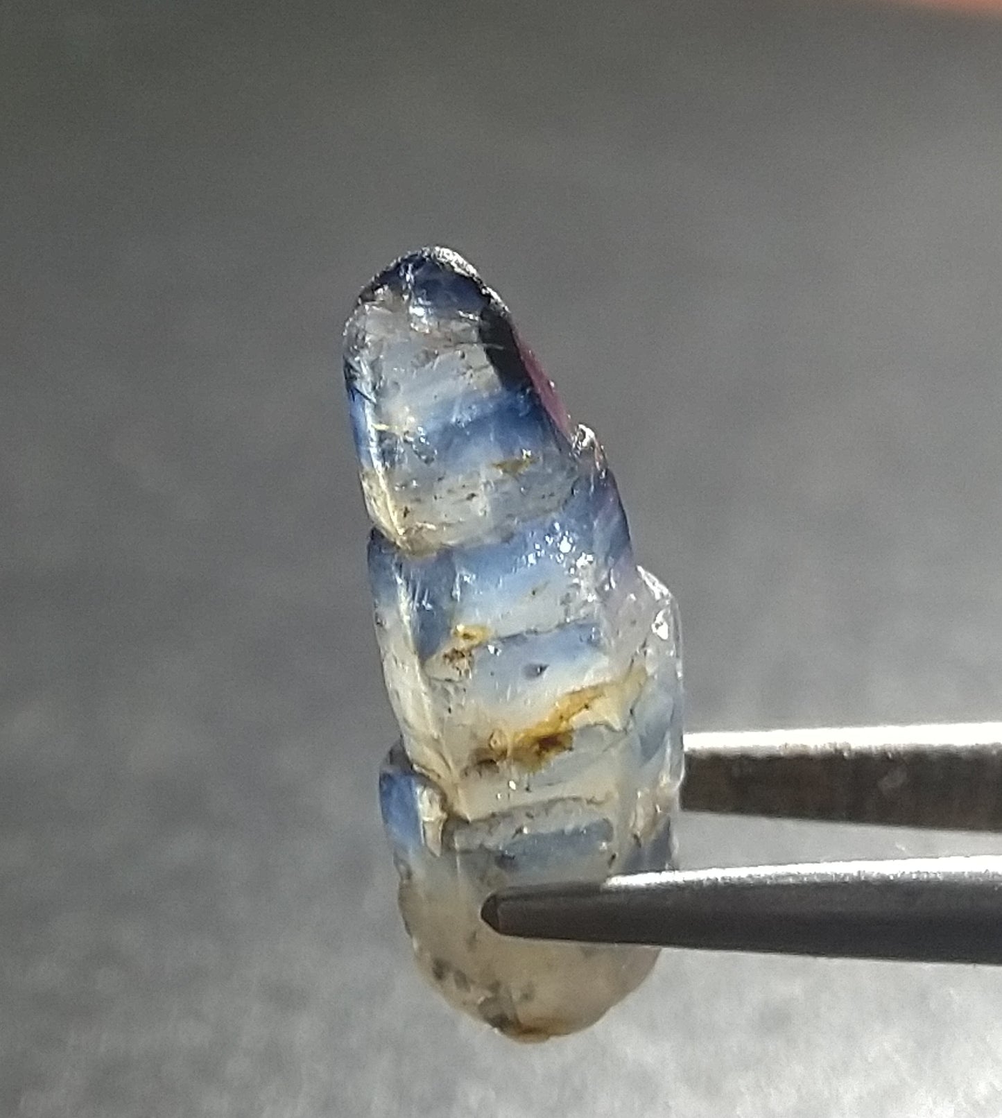 Natural Sapphire 4.80ct Crystal Stone.