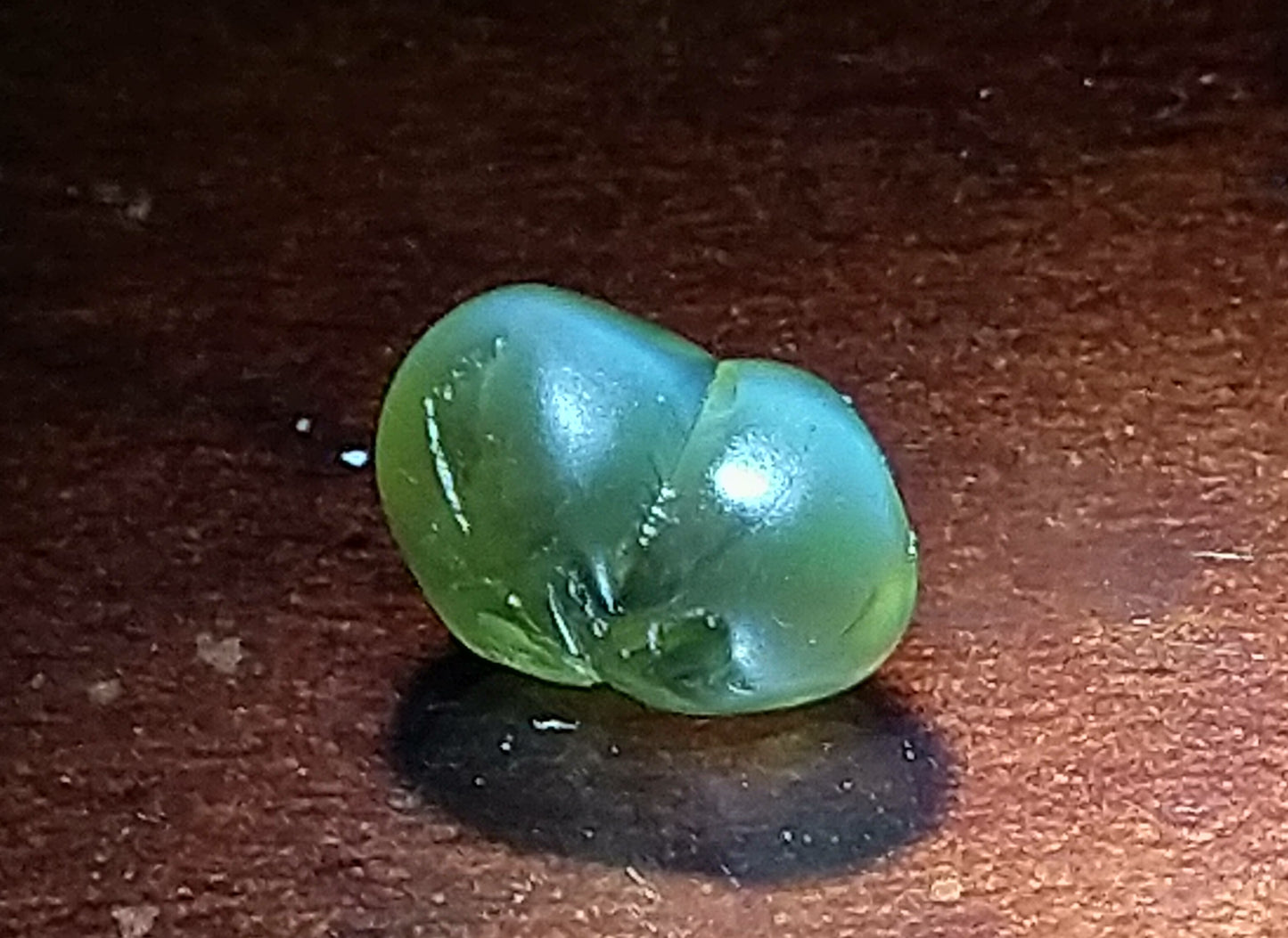 Natural Chrysoberyl Crystal 1.55ct ( Cat's Eye ) Rare Stone.