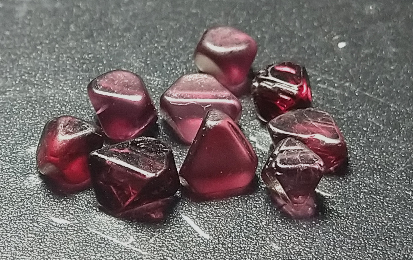 Natural 4.05ct-09pcs Spinel Crystal Lot - Sri-Lanka.