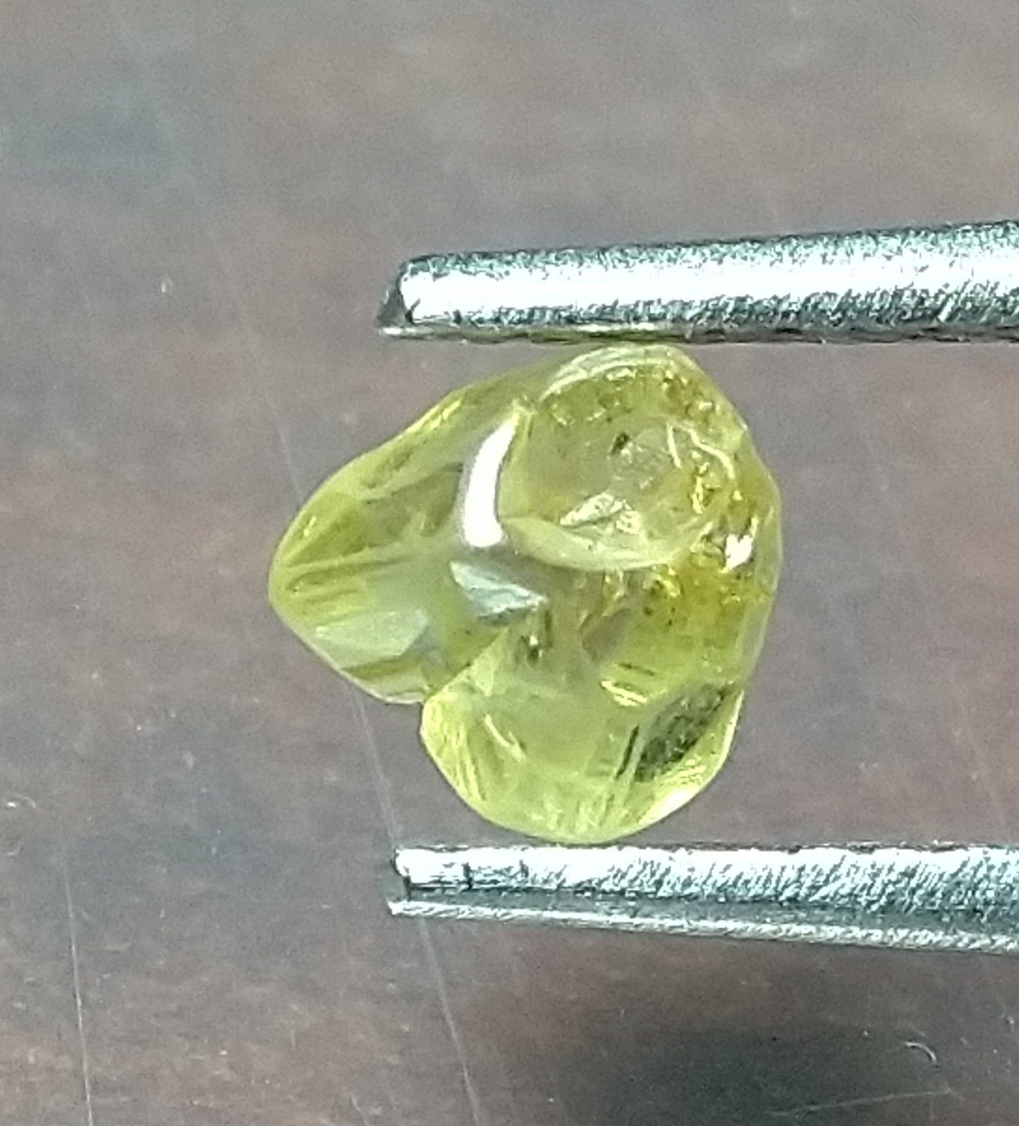 Natural Chrysoberyl Crystal 0.90ct Small Stone - Sri-Lanka.