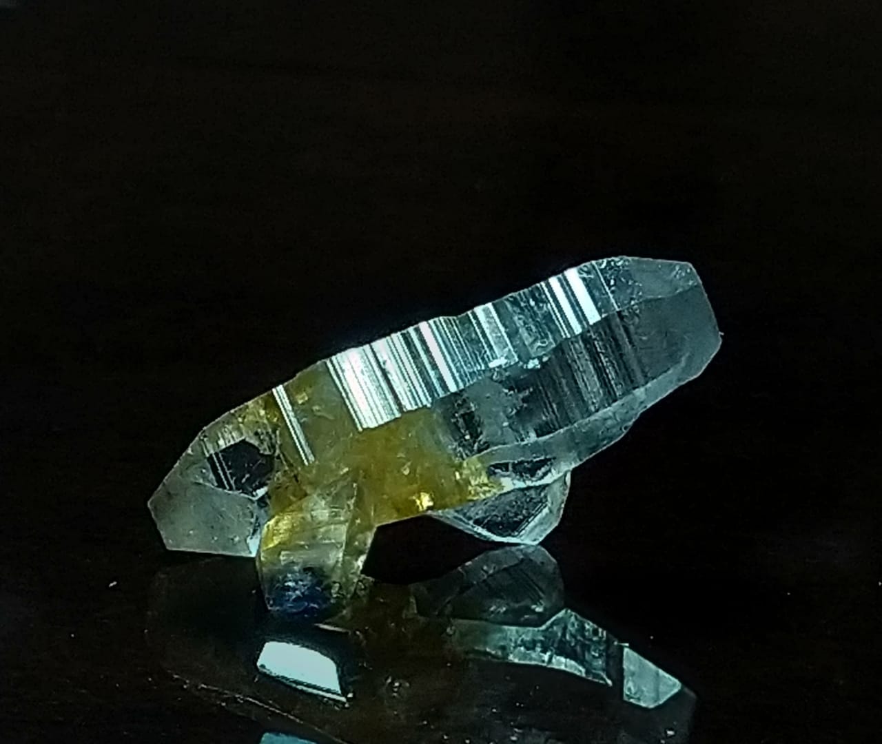 Natural Sapphire 2.75ct Colourless Crystal Stone Sri-Lanka.