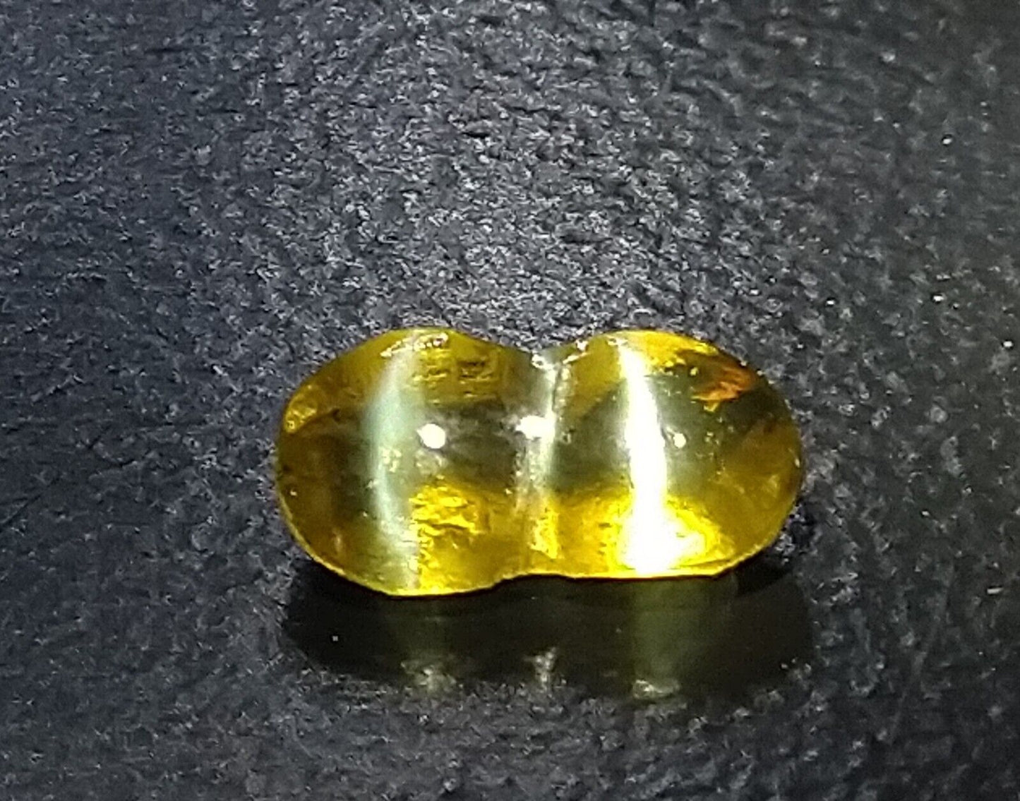 Natural Double Chrysoberyl Cat's Eye 0.95ct Clean Very Rare Stone.