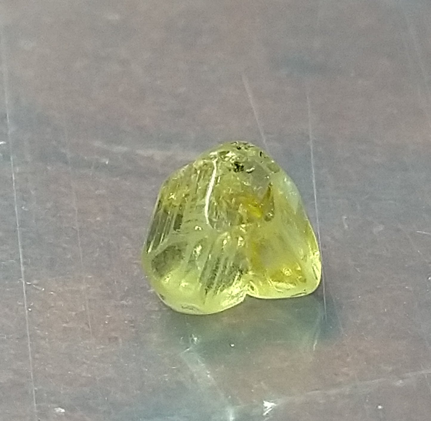 Natural Chrysoberyl Crystal 0.90ct Small Stone - Sri-Lanka.