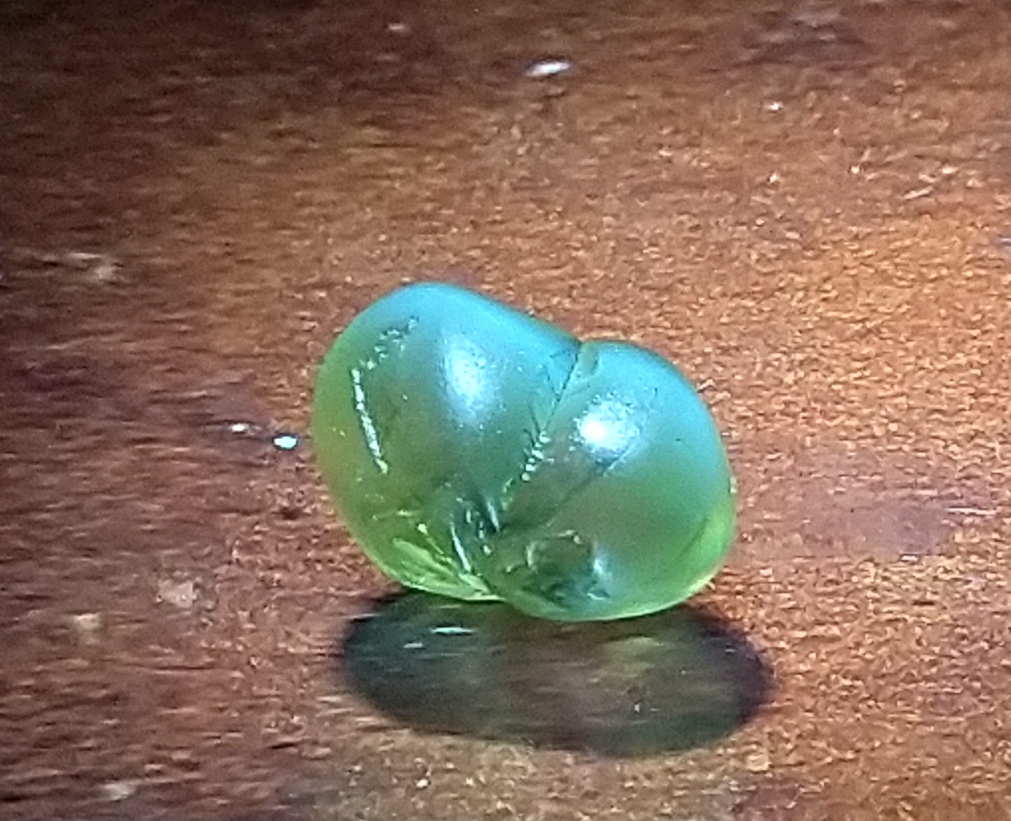 Natural Chrysoberyl Crystal 1.55ct ( Cat's Eye ) Rare Stone.