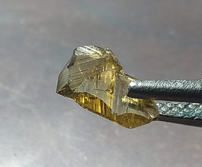 Natural Chrysoberyl 0.95ct Small Crystal.