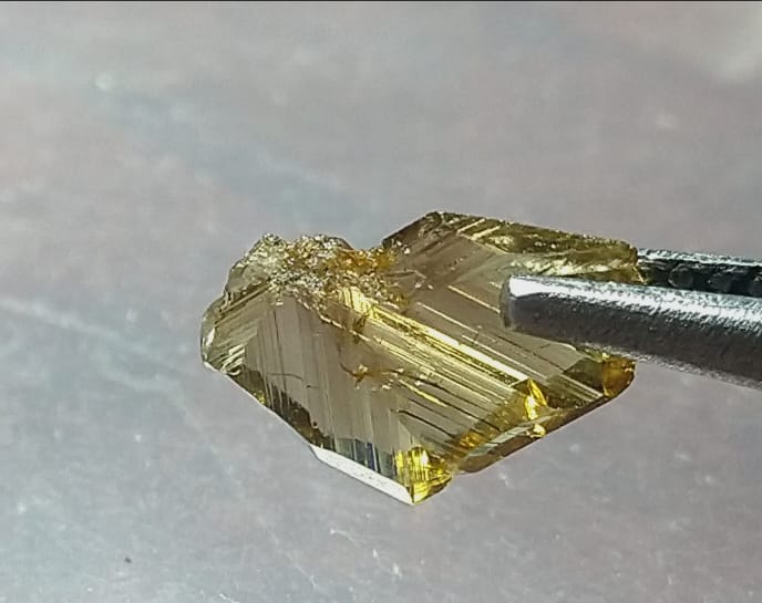 Natural Chrysoberyl 0.95ct Small Crystal.