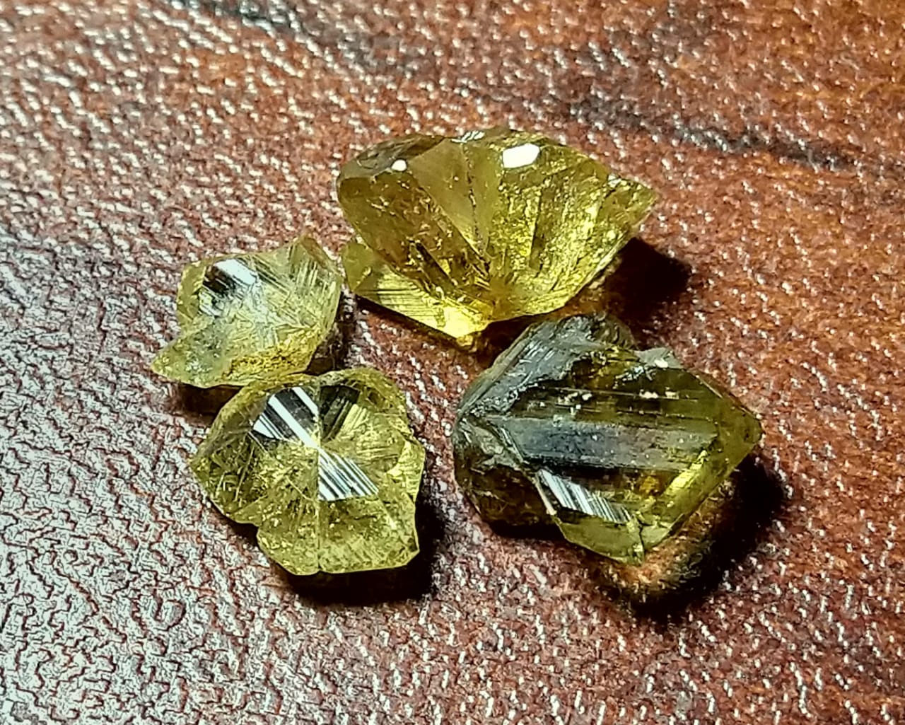 Chrysoberyl Crystals 2.70ct-4pcs Lot Sri-Lanka.