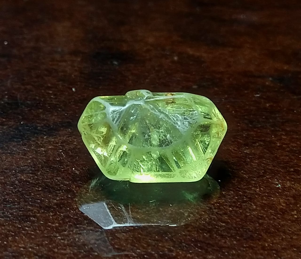 Natural Chrysoberyl Crystal 4.05ct Rare Color Complete Stone Sri-Lanka.