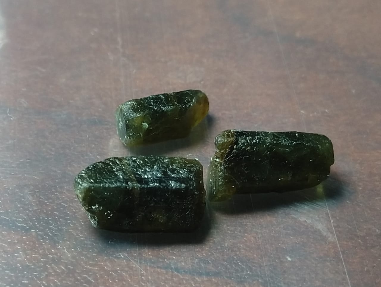 Green Sapphire 7.85ct-3pcs Crystal Lot.