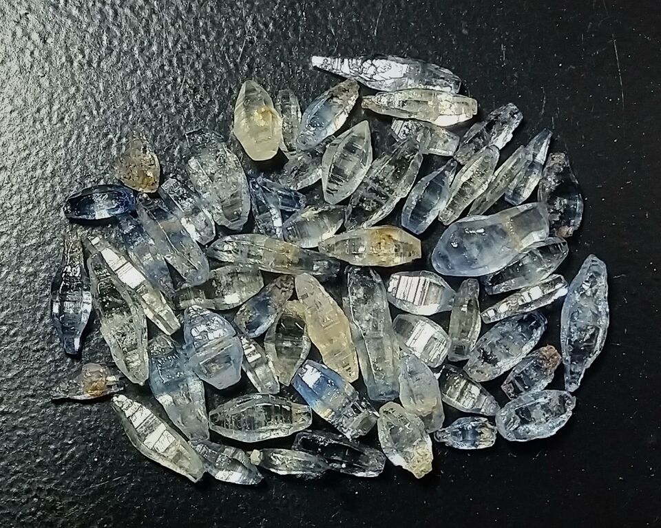 Natural Sapphire 17ct-50pcs Small Crystal Stone Lot.