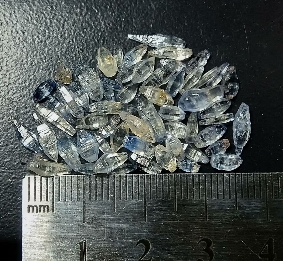 Natural Sapphire 17ct-50pcs Small Crystal Stone Lot.