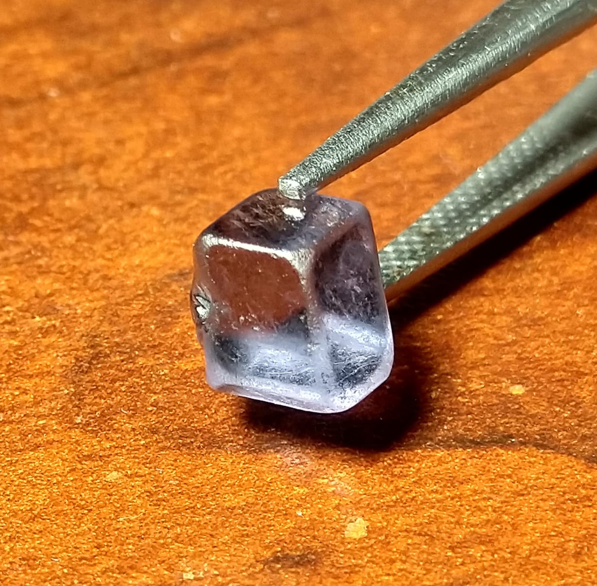 Spinel Crystal 3.65ct Facet Grade Clear Rare Stone. ( Rhombic Dodecahedron Shape ) Sri-Lanka.