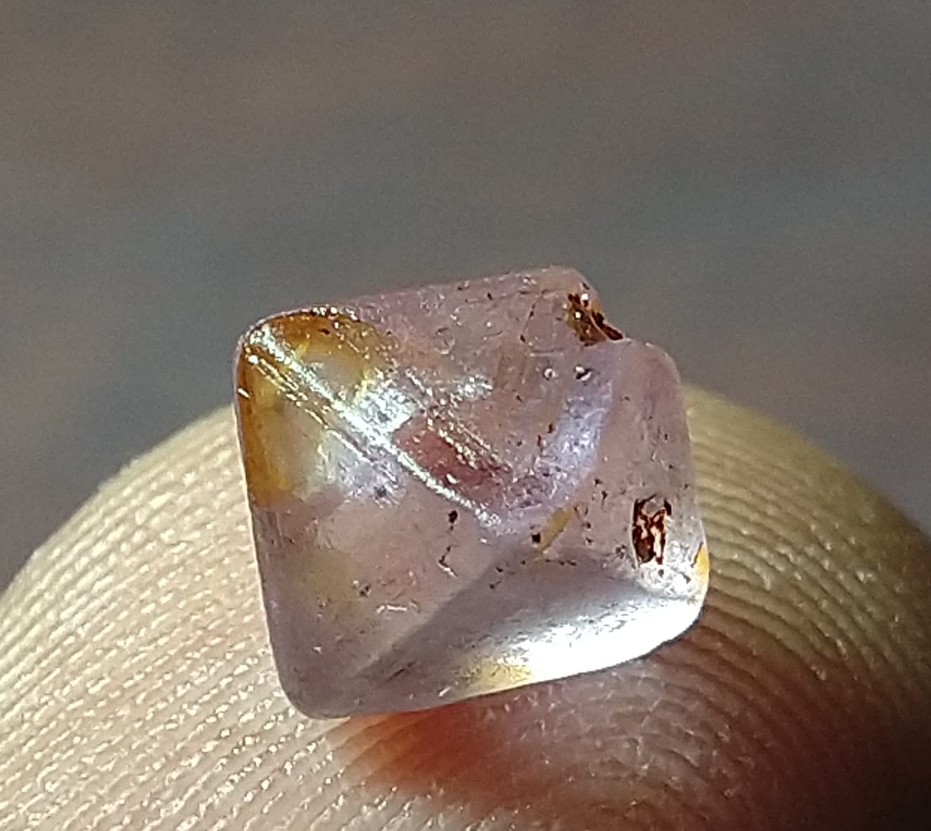 Spinel Crystal 1.94ct Stone Sri-Lanka.