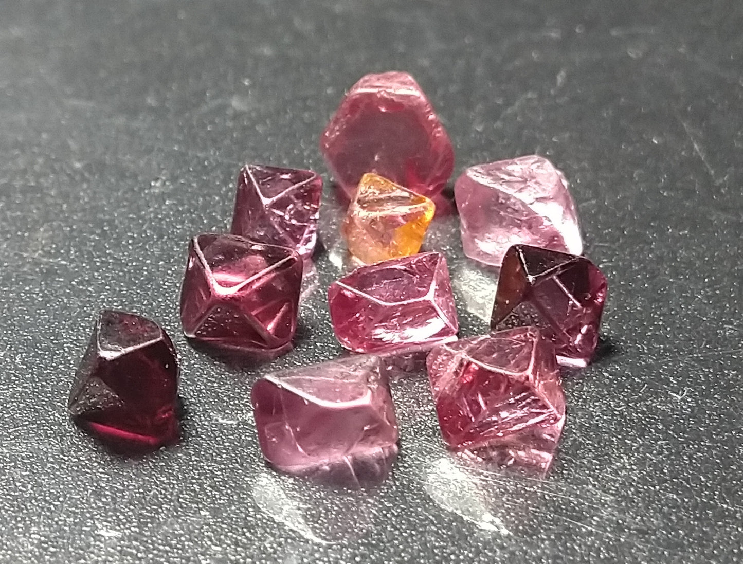 Natural 4.60ct-10pcs Spinel Crystal Lot Sri-Lanka