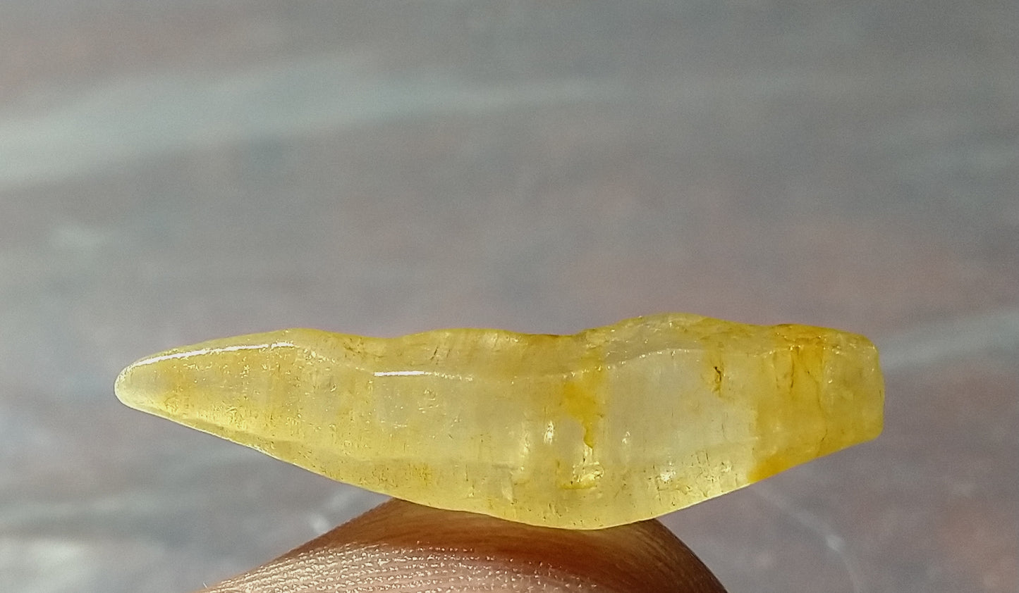 Natural Light Yellow Sapphire 11.20ct Crystal Stone