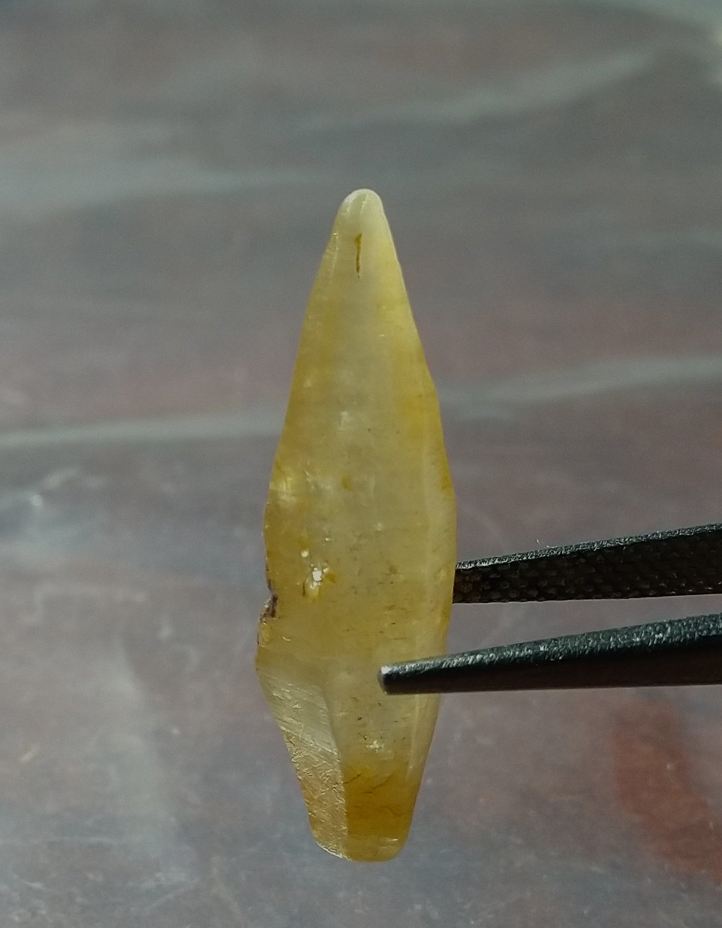 Natural Light Yellow Sapphire 11.20ct Crystal Stone