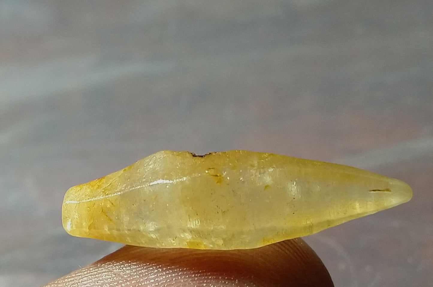 Natural Light Yellow Sapphire 11.20ct Crystal Stone