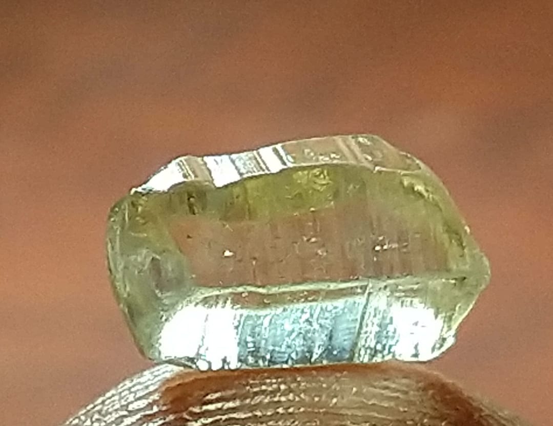 Natural Light Yellow Sapphire 2.50ct Small Facet Grade Stone.