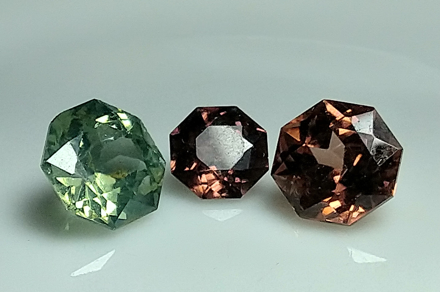 Zircon Hexagon Cut 5.50ct-03pcs - Promotional Price